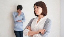 最新爆料一对老夫妻离婚,一对老夫妻的晚年离婚之谜