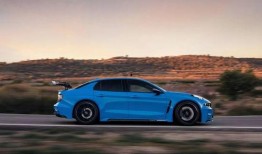 领克03 最新爆料消息,性能与科技双升级，引领紧凑型轿车新潮流