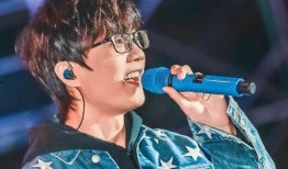娱乐圈爆料人男歌手,男歌手背后的故事